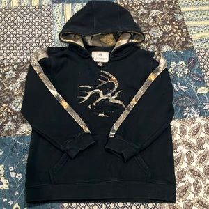 •LEGENDARY WHITETAILS• Hoodie!